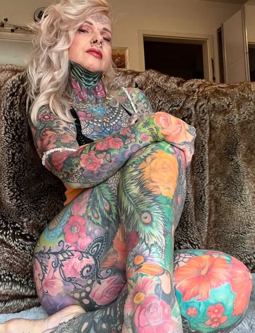 Grandma reveals what she looked like before full body tattoos Grandma reveals what she looked like before full body tattoos